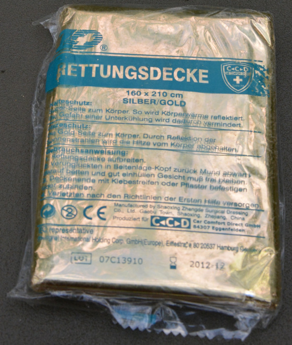 Rettungsdecke verpackt